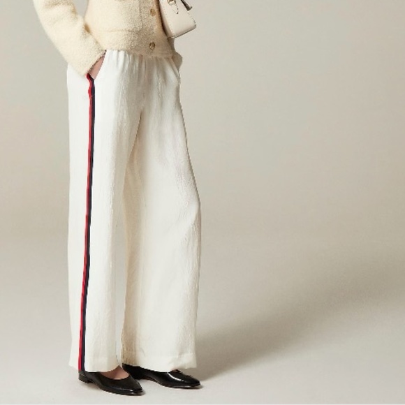 J. Crew Pants - NWT J.Crew Stratus Side-stripe Pant in Textured Satin – Size 6